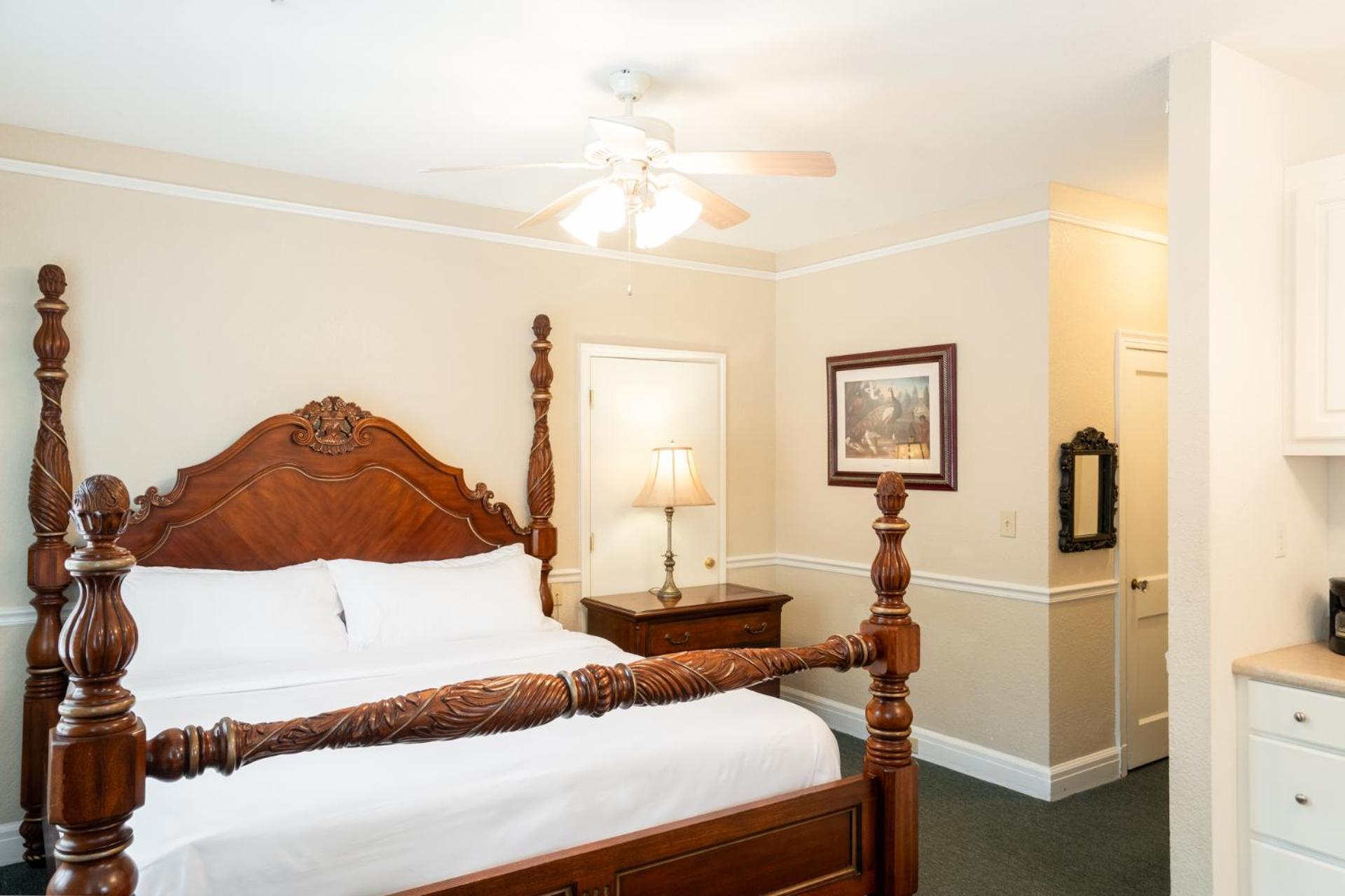 Lake Lure Inn And Spa ภายนอก รูปภาพ