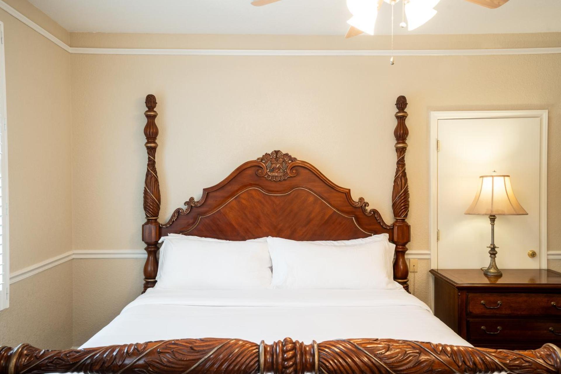 Lake Lure Inn And Spa ภายนอก รูปภาพ