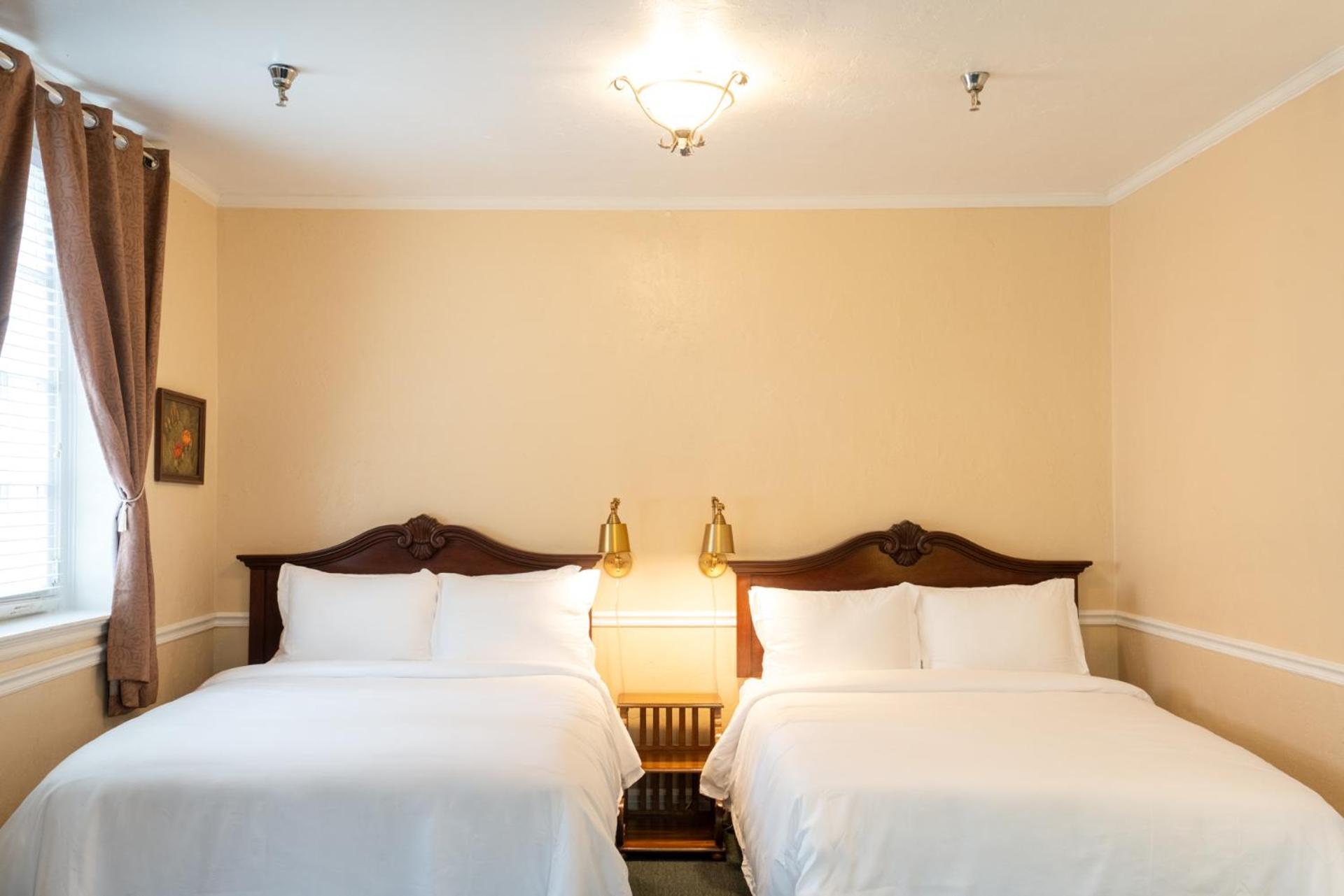 Lake Lure Inn And Spa ภายนอก รูปภาพ